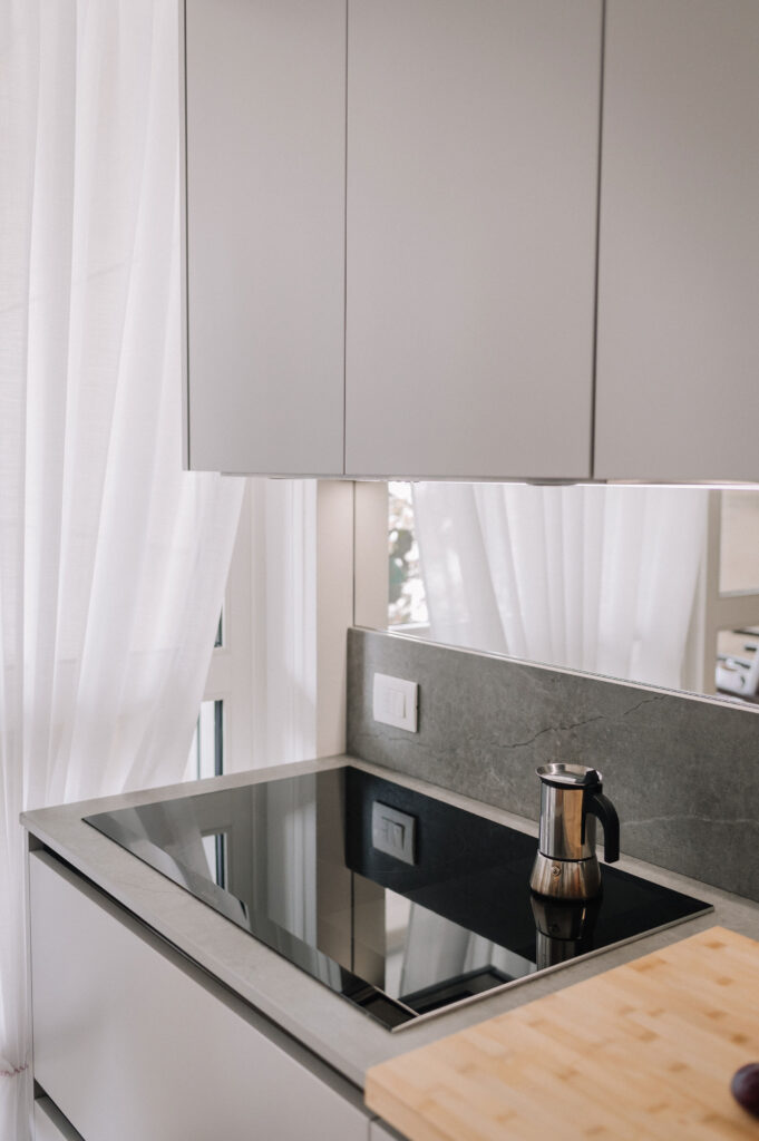 Cucina separabile dalla zona giorno, Residenza V.